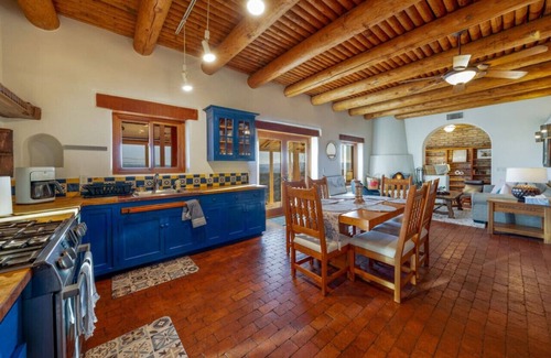 Rio Rico House | Patagonia Lake Area/3 BR/Serenity/Mountains