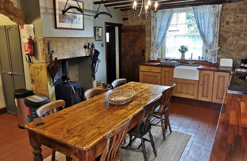 Alfreton Cottage | Pathways Holiday Cottage a delightful 18th century stone cottage in Derbyshire.