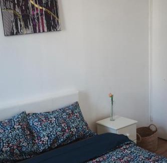 Westbourne Apartment | Patio Flat near Notting Hill