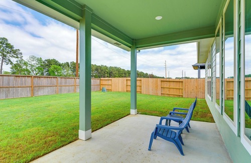 Tomball House | Patio & Pool Access: Family Home in Tomball