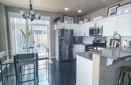 West Portland Park House | Patio w/fire pit home ✶ 10min to DT → Has it all!