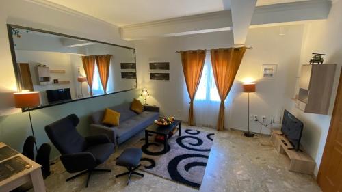 Paralia Apartment | Patras Golden Suite