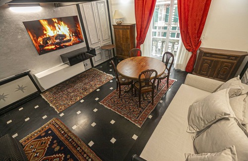 San Vincenzo Condo | PATRICIAN DWELLING IN THE CENTER OF GENOA