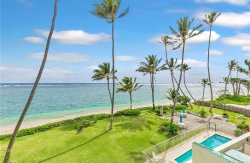 Punaluu House | Pats at Punalu'u - Beachfront Condos