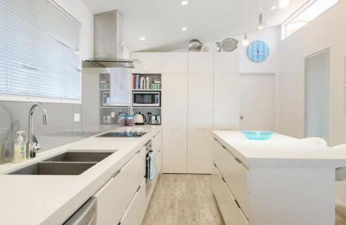 Papamoa Beach House | Pats Place on the Beach