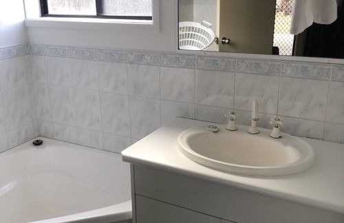 Emu Park Apartment | Pattison Unit 3