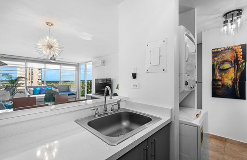 Vilomar Condo | PAUL'S BEACH AND MOUNTAIN VIEW, BEAUTIFUL ONE BEDROOM PLAYA AZUL!