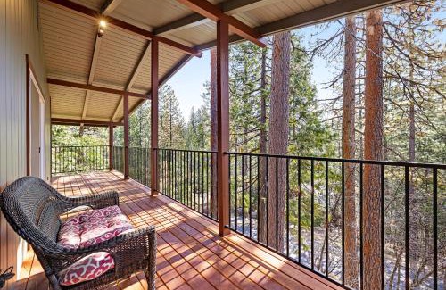 Arnold House | Paws Place