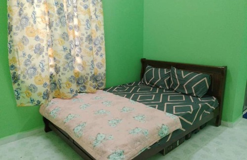 Keladong House | PCB PURPLE GUEST HOUSE