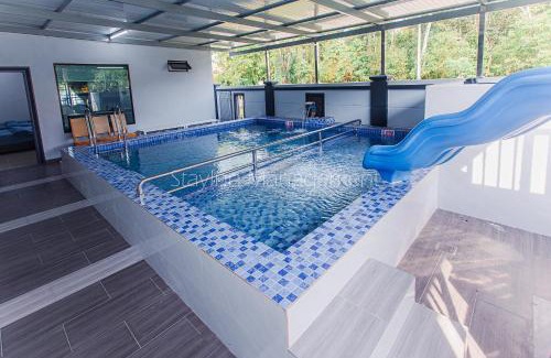 Taman Tanjung House | PD 4R3BR 20pax Private Pool Near To the beach