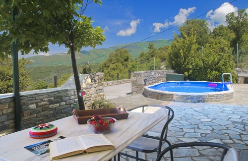Agios Georgios Nilias Apartment | PELIONGODDESS "DIANA" STUDIO WITH PRIVATE HEATED POOL