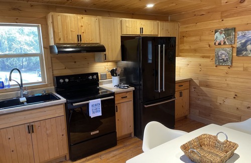 Crawfordville Cabin | Peace on the river. Wakulla springs nearby. Wakulla River adjoins property’.