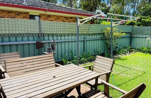 North Wagga Wagga Apartment | Peaceful 2 Bedroom Home