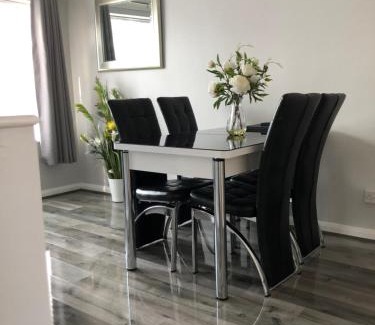 Vange Apartment | Peaceful 3 Bed Home