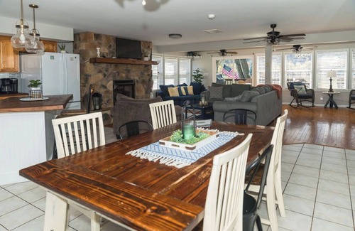 Northumberland House | Peaceful 3BR Riverfront - Hot Tub, River Access, Views, Pet Friendly w/Fee
