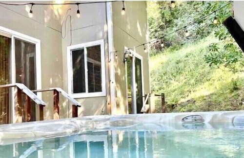 Carmel Valley House | Peaceful 5 Bedroom Home in Carmel Valley near Wine-Tasting