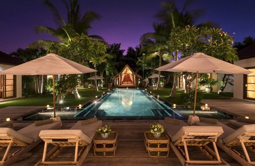 Drupadi Villa | Peaceful, 5BR Villa for Group in Seminyak Area
