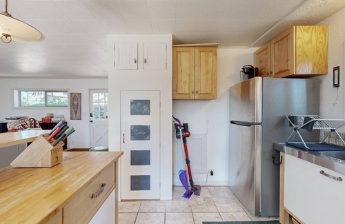 Arnold Cabin | Peaceful and charming rustic cabin for outdoor enthusiasts