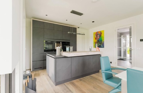 Stavoren House | Peaceful and luxurious villa at the waterfront in Stavoren