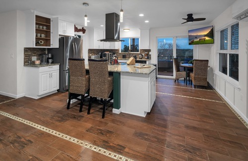 Leander Ski Chalet | Peaceful and Quiet Hill Country Getaway with Stunning Views