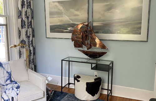 Watertown House | Peaceful Apartment In A Historic Home