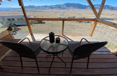 Whitehall Cottage | Peaceful apartment with WiFi in Whitetail Valley north of Whitehall.