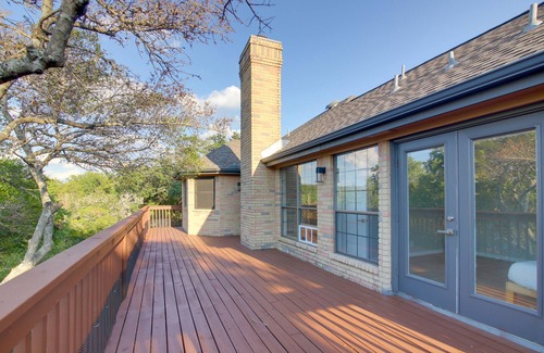 High Vista House | Peaceful Austin Home w/Deck ~ 14 Mi to Downtown