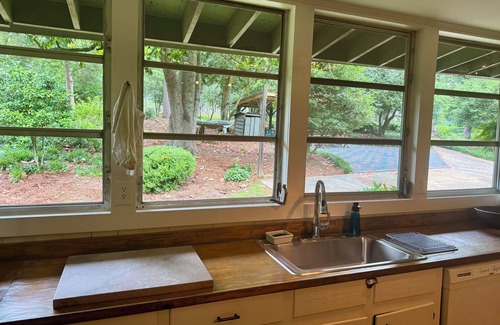 Marshallville Cabin | Peaceful Cabin, Convenient to ~GA~ National Fairgrounds