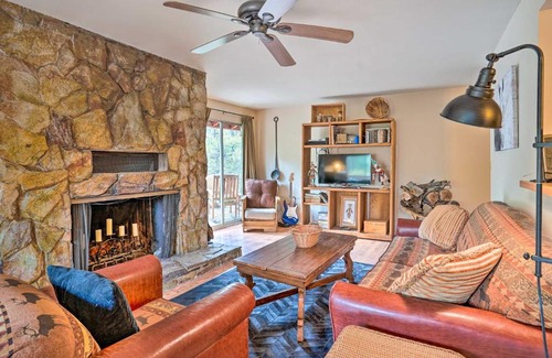 Crown King House | Peaceful Cabin with Deck and Grill 1 Mi to Crown King