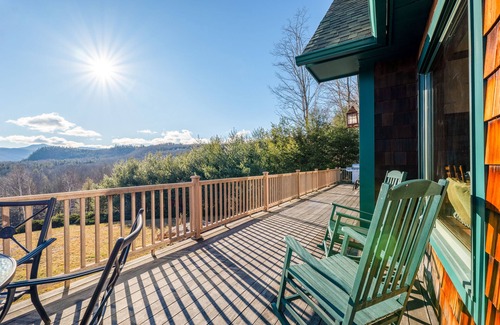 Bartlett House | Peaceful Chalet in the White Mountain Forest | Sleeps 15!