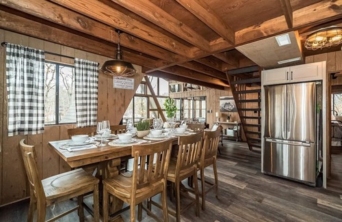 Innsbrook Ski Chalet | Peaceful chalet - *new* private beach, WIFI, kayaks
