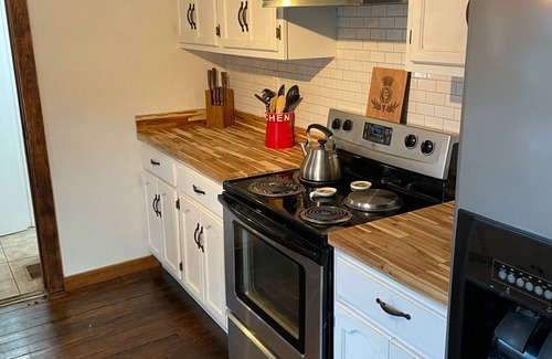Mill Spring Cottage | Peaceful cottage on 12 acres, easy access to Lake Lure and all local activities.