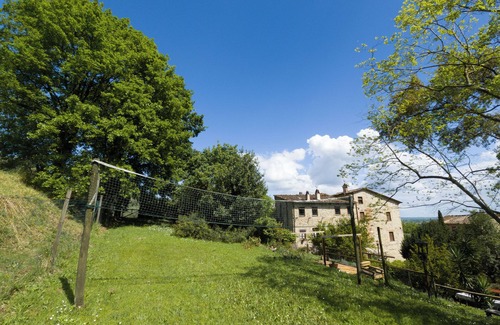 San Ginese House | Peaceful country home in the hills of Lucca, close to Pisa, Florence & Versilia