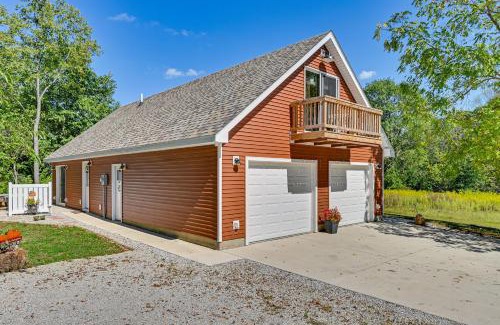 Rockfield Apartment | Peaceful Couples Getaway 4 Mi to Delphi!