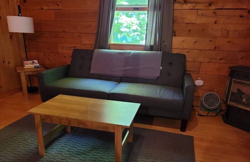 Beaver Cove Cabin | Peaceful, Cozy, Cabin & Boats on Waterfront Property in Beaver Cove