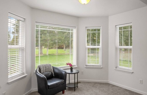 Yegen House | Peaceful Cul-De-Sac Home, 1 Min. Drive To Zoo MT!