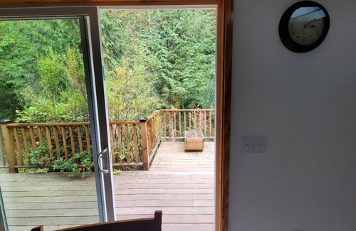 Duvall House | Peaceful Dog-Friendly Home on 10 Acres with Office, Porch & Laundry