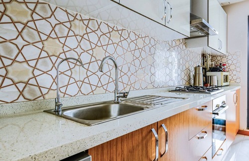 Maltepe Apartment | Peaceful Duplex Flat with Adalar View in Maltepe