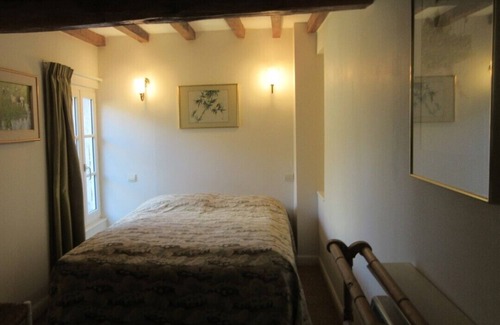 Saint-Denis-de-Villenette Cottage | Peaceful Country setting with beautiful garden