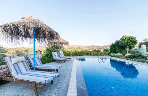 Sivas Villa | Peaceful fully-equipped villa Erato, Pitsidia - garden, swimming pool, BBQ, Wifi