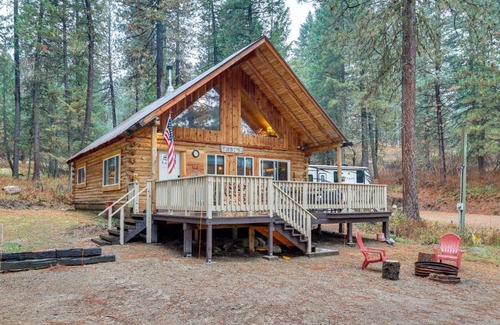 Garden Valley House | Peaceful Garden Valley Cabin with Private Deck!