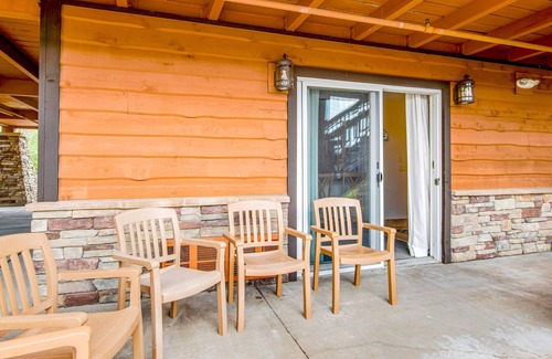 Wisconsin Dells Condo | Peaceful gem with golf course - near Noah’s Ark & Mt. Olympus