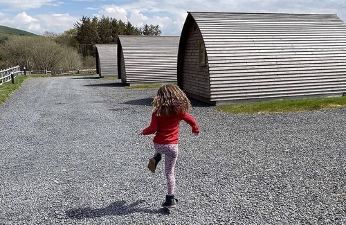 Trefeglwys Cabin | Peaceful Glamping in Mid Wales