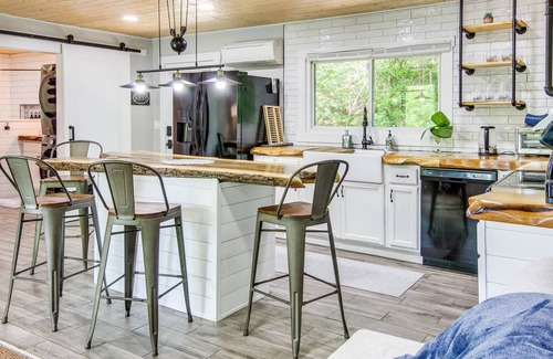Hendersonville House | Peaceful Hendersonville Home w/ Forest Views