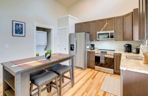 Valley Hill House | Peaceful Hendersonville Home < 2 Mi to Main St!