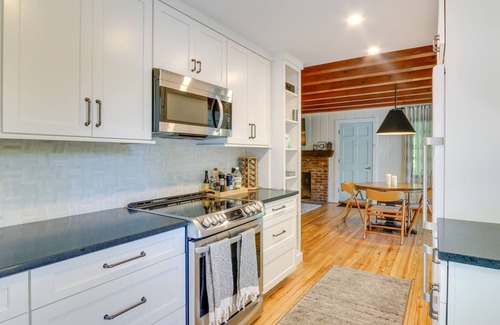 Bluemont House | Peaceful Hideaway w/ Shenandoah River Access