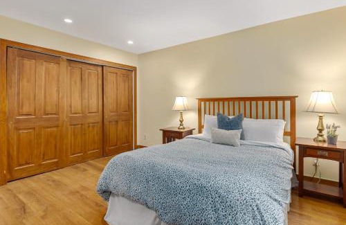 Blackcomb House | Peaceful Home with PRIVATE Hot Tub and Garage by Harmony Whistler