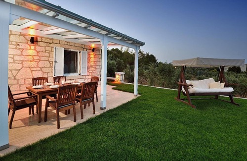 Bozcaada Villa | Peaceful House in Bozcaada