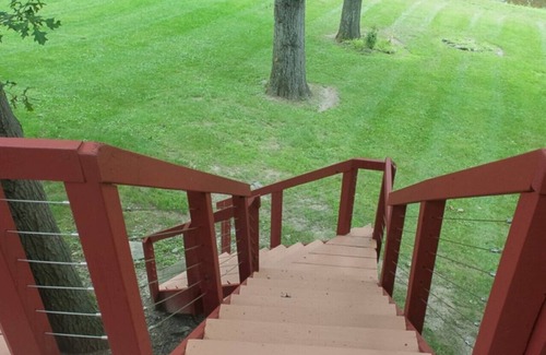 New Paltz House | Peaceful Hudson Valley Renovated Home and Barn -Steps from River!