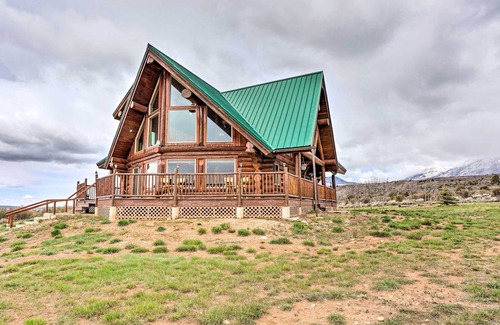 La Sal Cabin | Peaceful La Sal Cabin w/ Fire Pit & Mtn Views